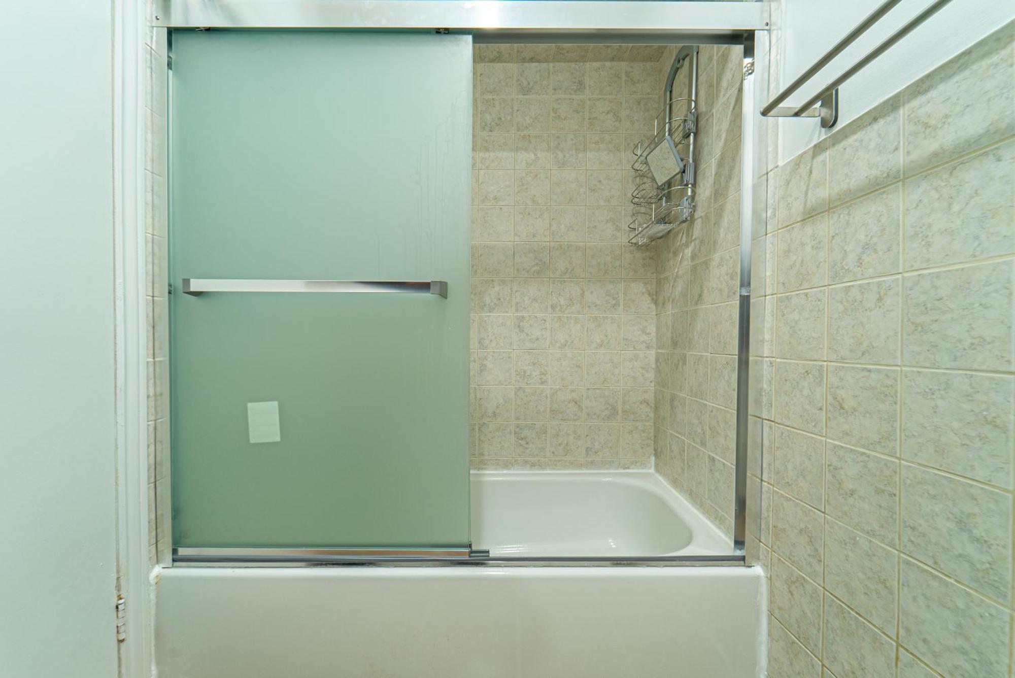 Quiet & Comfortable Double Private Room, Free Parking Toronto Esterno foto